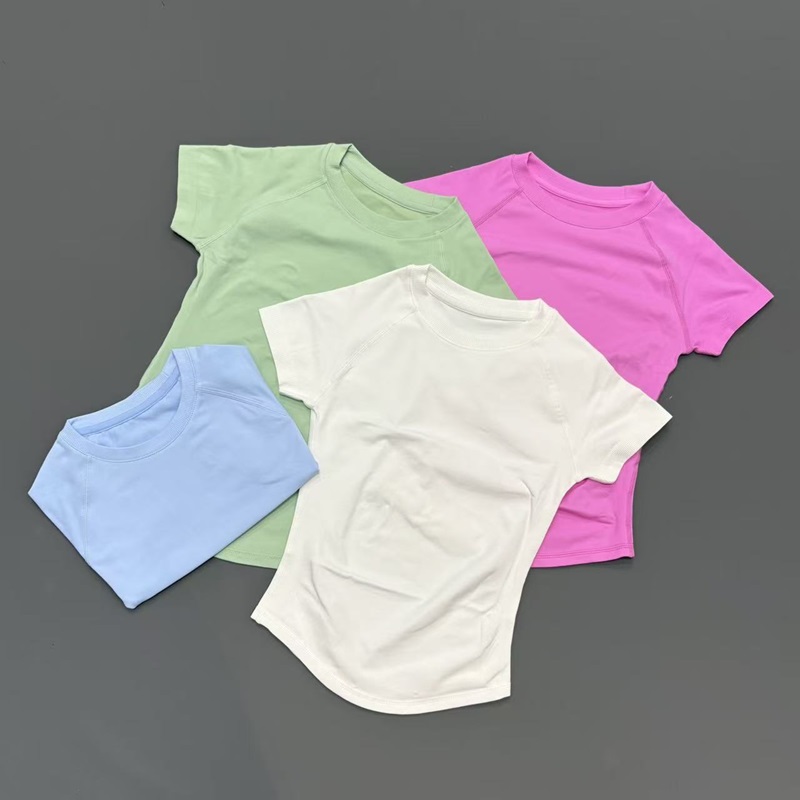 半袖シームレスヨガトップ女性用速乾性通気性スリムフィットワー - Summer Yoga Clothing のレビューと価格