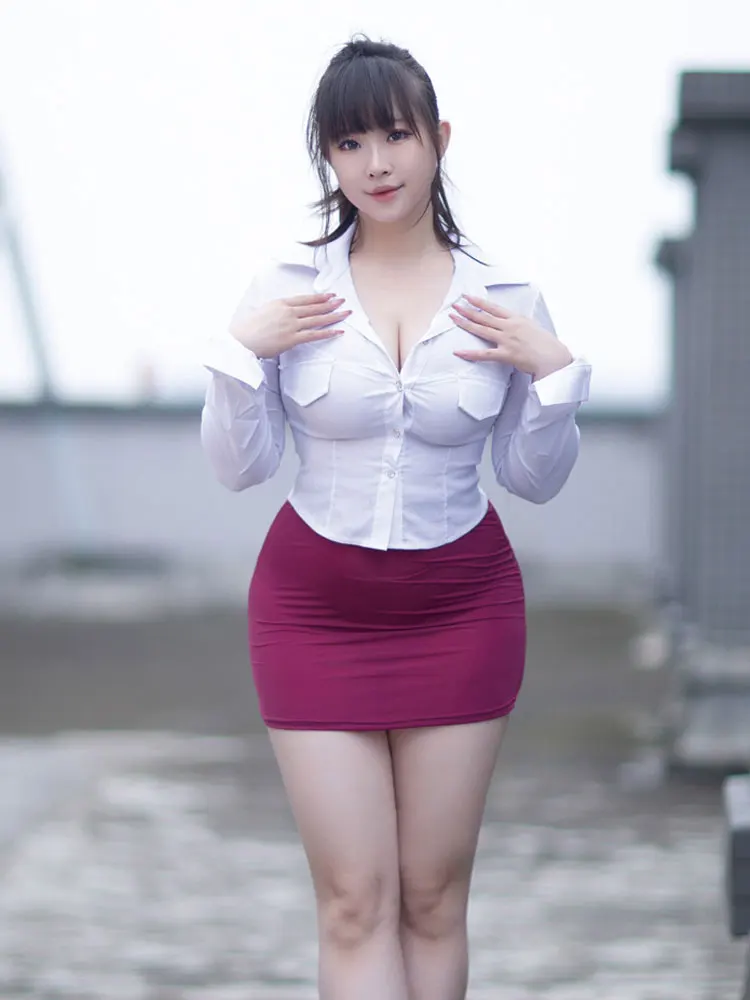 女性のための深いVネックシャツ,魅力的なブラウス,ビジネスウ - Summer Clothing Reviews のレビューと価格