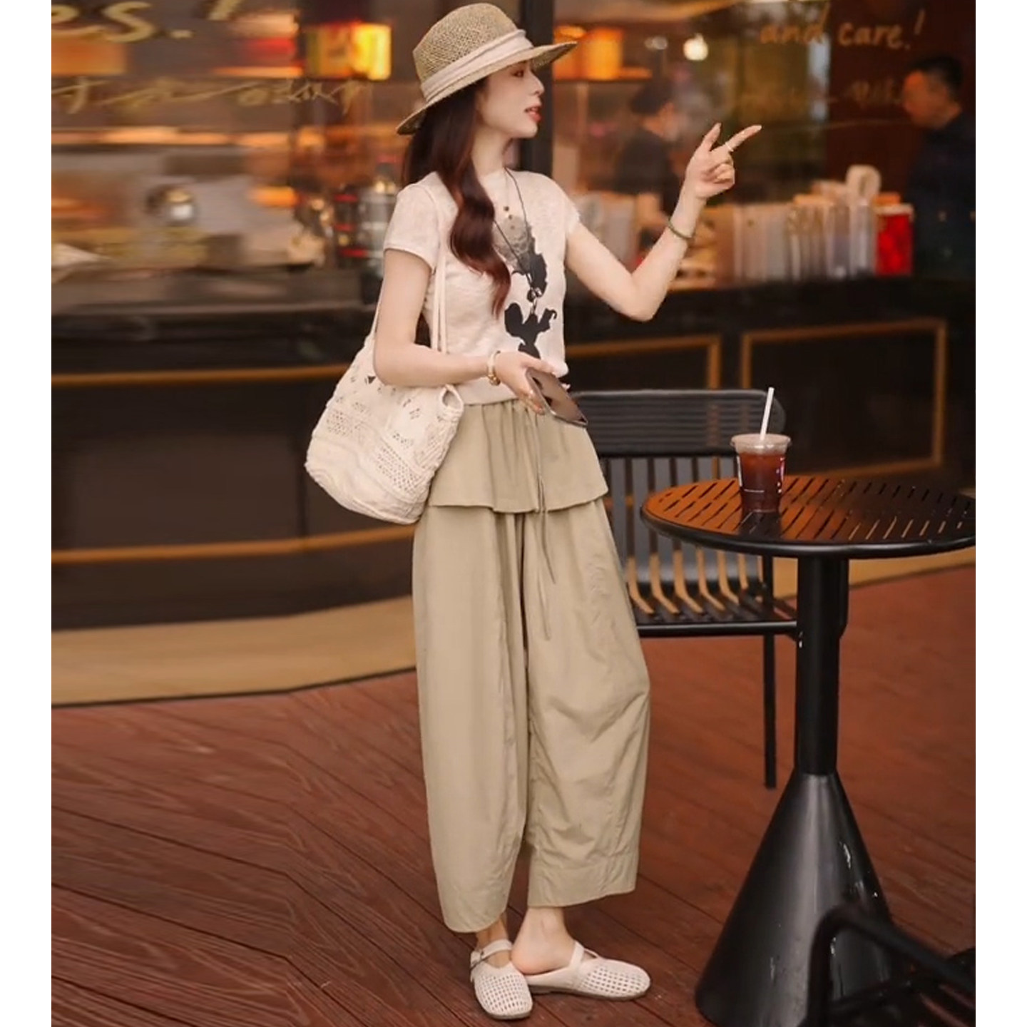 夏のローズプリントニット半袖トップとカジュアルパンツのツーピ - Summer Rose Clothing のレビューと価格